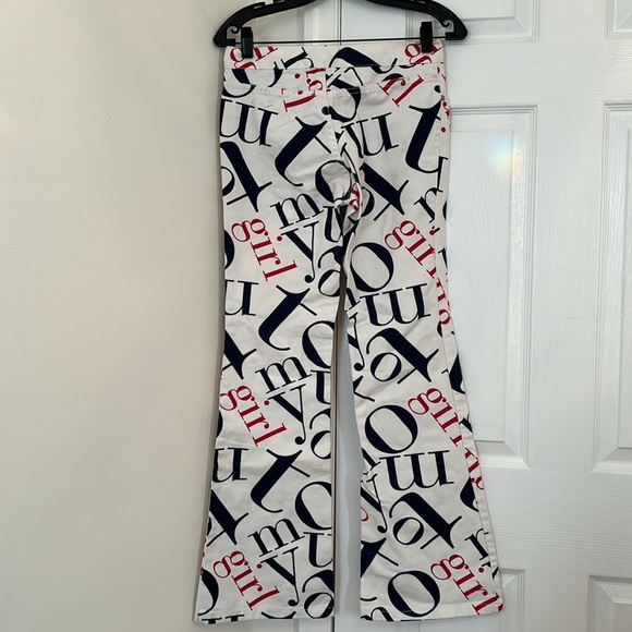 Tommy Jeans - Picture 2 of 3